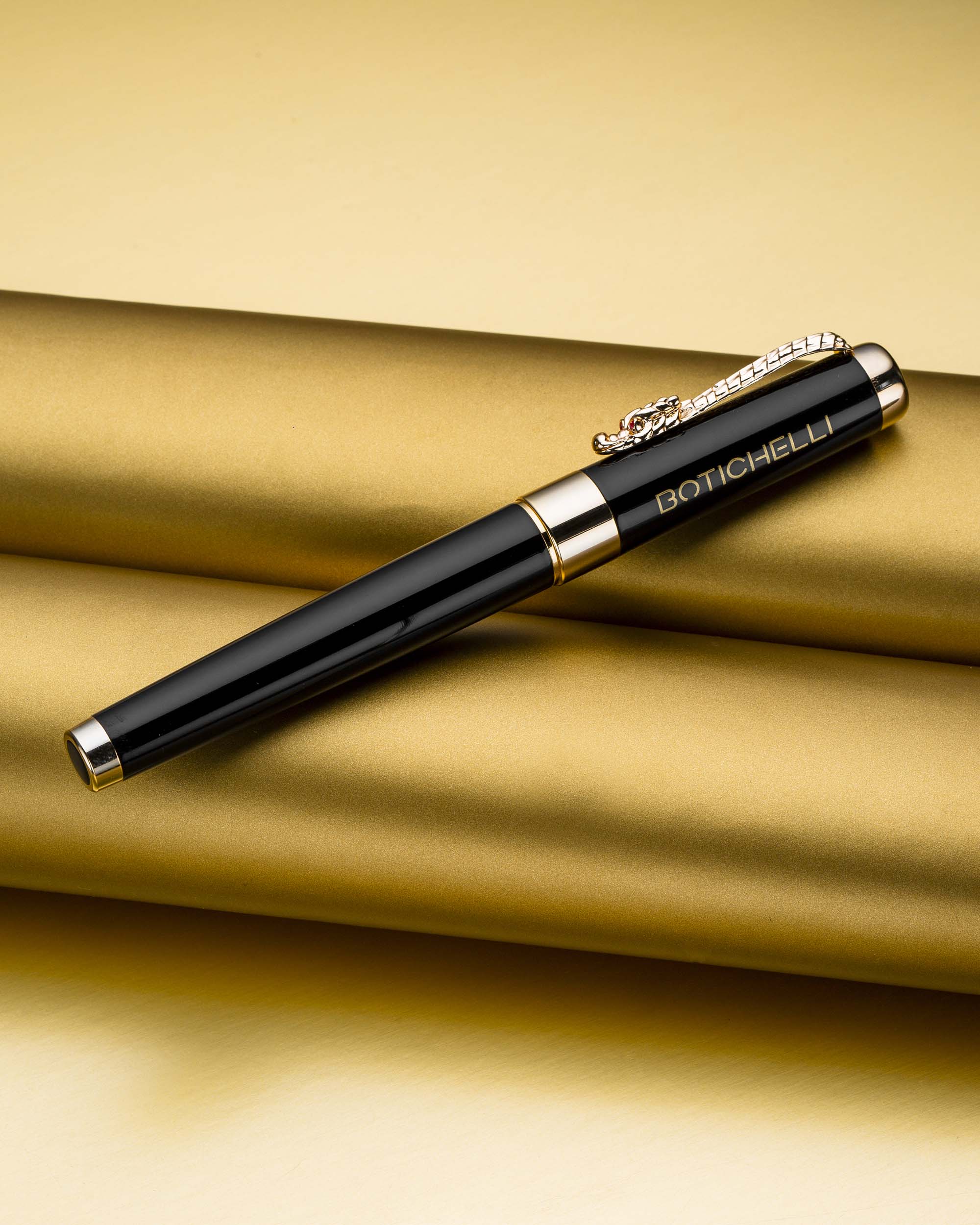 "AVVENTURA" CLASSICO PIANOBLACK